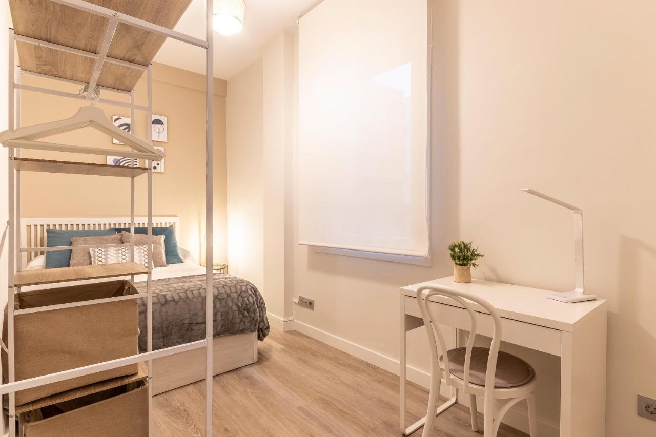 Apartamento Recien Reformado Junto A Metro San Mames Bilbao Exterior foto