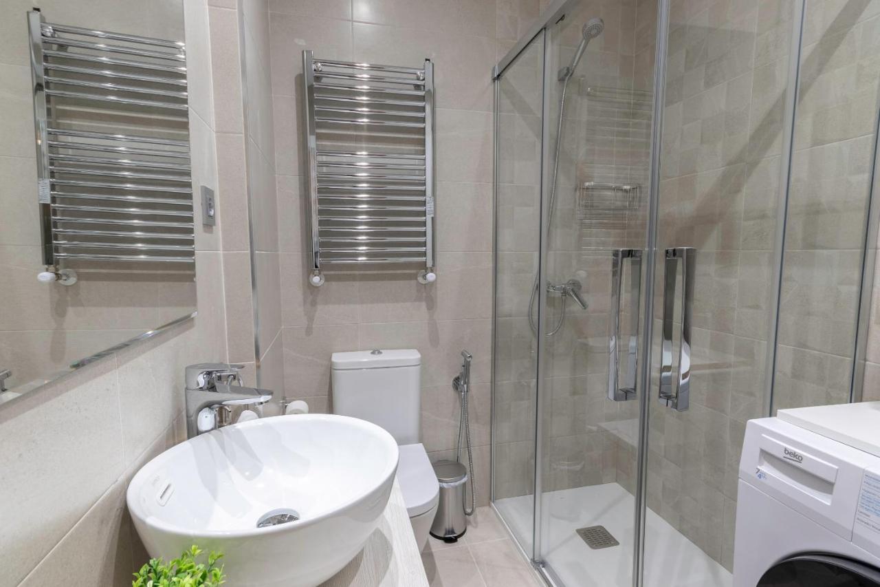 Apartamento Recien Reformado Junto A Metro San Mames Bilbao Exterior foto
